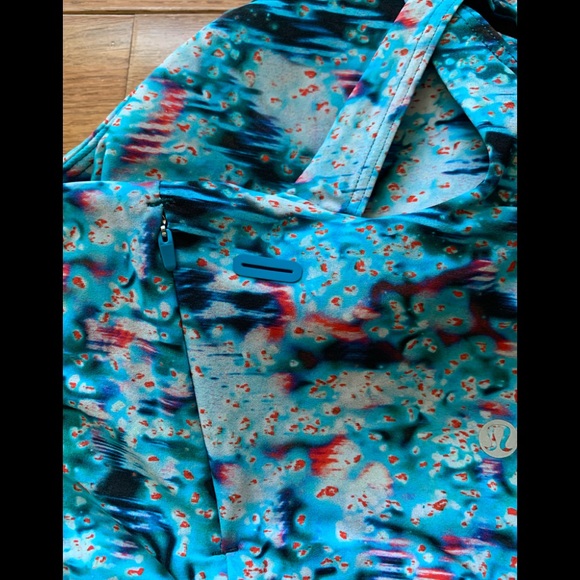 💕LULULEMON STASH IT BRA/CROP-QUICK START MULTI💕 - Picture 2 of 16